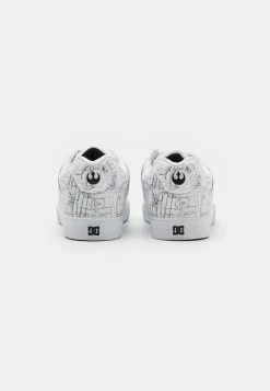 DC Shoes SW PURE UNISEX - Trainers - White/black/blue 4 DC Shoes SW PURE UNISEX - Trainers - White/black/blue -DC Shoes shop 00e23bc1908346688b052ebd5d416915