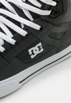 DC Shoes PURE UNISEX - Skate Shoes - Black Destroy Wash 7 DC Shoes PURE UNISEX - Skate Shoes - Black Destroy Wash -DC Shoes shop 04e06cb3bdb0448b96b12f7ec93bdbe5