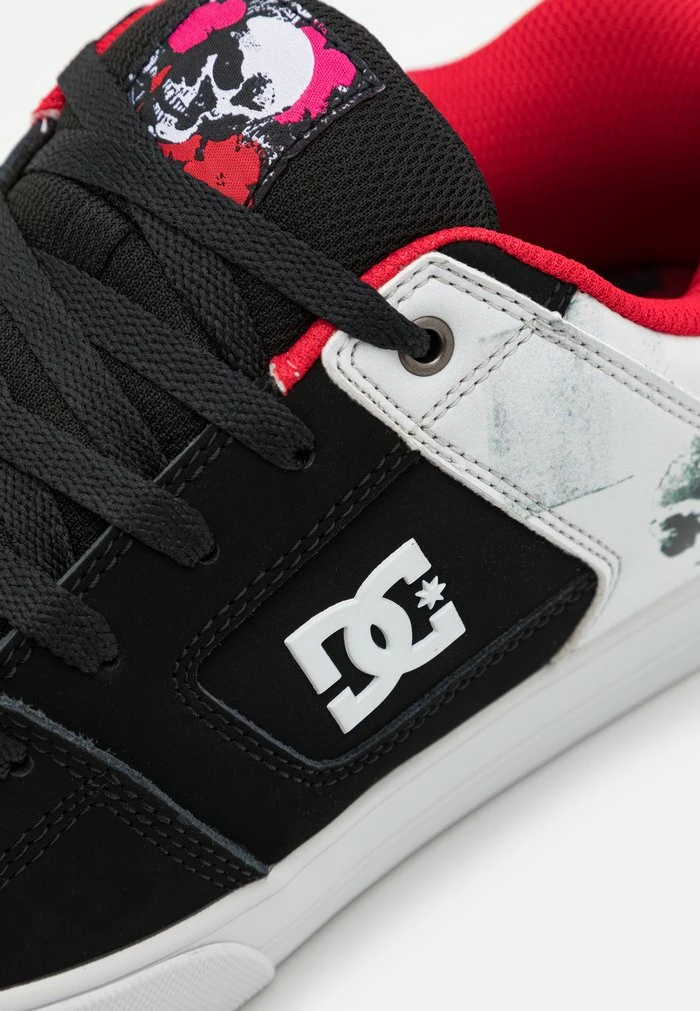 PURE UNISEX - Trainers - black/white DC Shoes PURE UNISEX - Trainers - Black/white -DC Shoes shop 234e8edfce094453b276bf49f4e67319