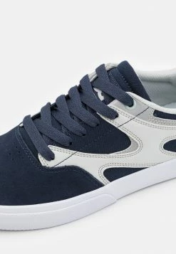 DC Shoes KALIS UNISEX - Trainers - Navy/silver -DC Shoes shop 25d236a1fd6a405391279a71b30c65f1