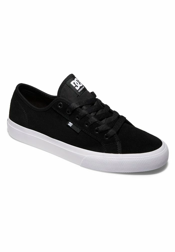 MANUAL S - Trainers - black white DC Shoes MANUAL S - Trainers - Black White -DC Shoes shop 360ac8c0052243338a8cb90eea019ca9
