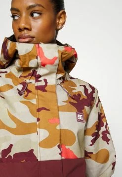 DC Shoes CRUISER JACKET - Snowboard Jacket - Woodland -DC Shoes shop 36cb07b9e71f4ab4bca5ac29de69e0a7