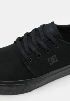 DC Shoes TRASE TX - Trainers - Black -DC Shoes shop 38ba6d83d14745b2a1daf6d473687496