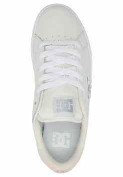 DC Shoes Trainers - Off White 4 DC Shoes Trainers - Off White -DC Shoes shop 39c1bc27b0394552939e7eefd1e7989e