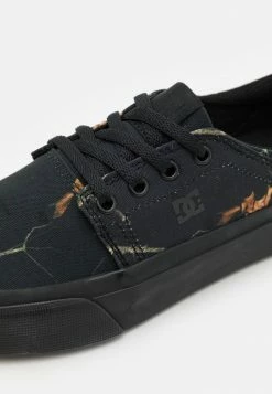 DC Shoes TRASE - Trainers - Black -DC Shoes shop 3b339b4edeee4daabdf3e844f3cb9295