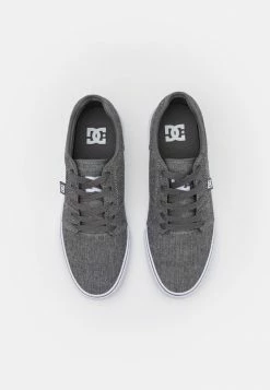 DC Shoes TONIK UNISEX - Trainers - Black/dark 5 DC Shoes TONIK UNISEX - Trainers - Black/dark -DC Shoes shop 4d2ee06eae044e0ba4f7583928a169f6