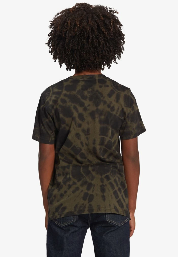 BLABAC ALEXIS - Print T-shirt - black ivy green spiral tie d DC Shoes BLABAC ALEXIS - Print T-shirt - Black Ivy Green Spiral Tie D -DC Shoes shop 620bd4e80706413dafe0dc3cf891ae27