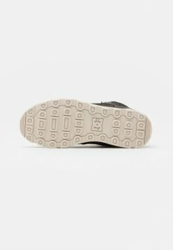 DC Shoes High-top Trainers - Deep Forest 6 DC Shoes High-top Trainers - Deep Forest -DC Shoes shop 7b2707b740584714819884bd888510a5
