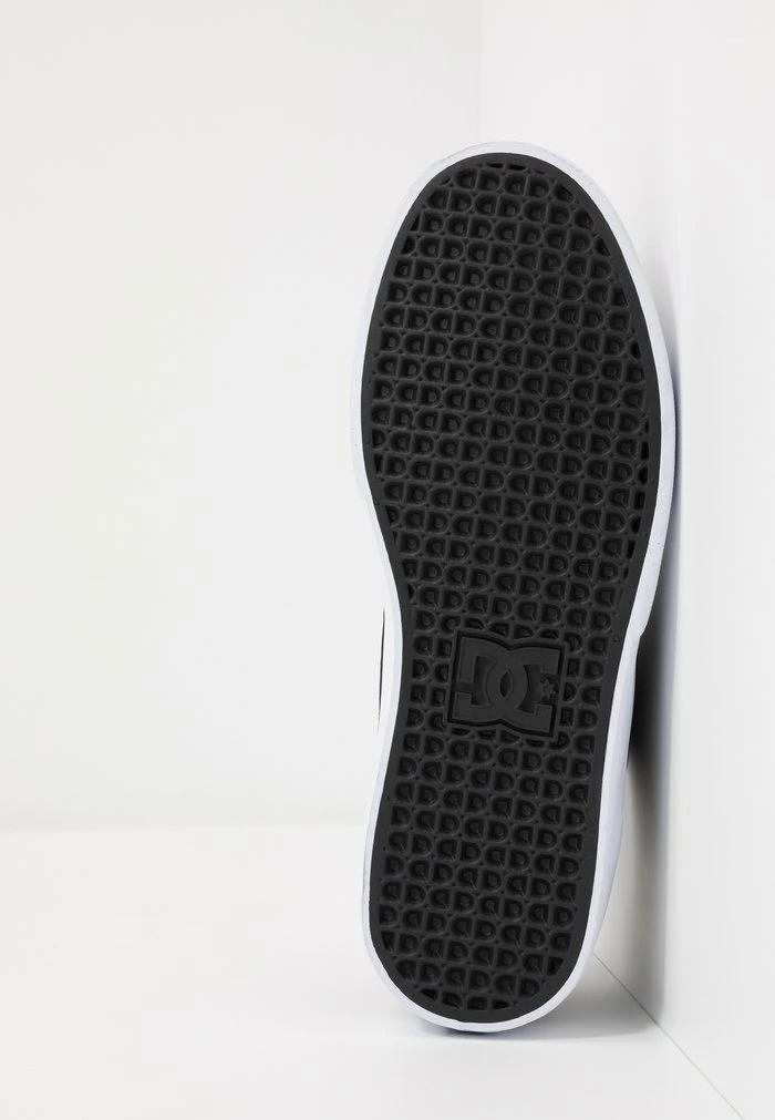 KALIS UNISEX - Trainers - black/white DC Shoes KALIS UNISEX - Trainers - Black/white -DC Shoes shop 808c4500884e4e9d8989c28aca663bf1