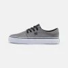 DC Shoes TRASE - Trainers - Black / Heather Grey -DC Shoes shop 8d6a38584f924e03a820c8e9c79bcddd