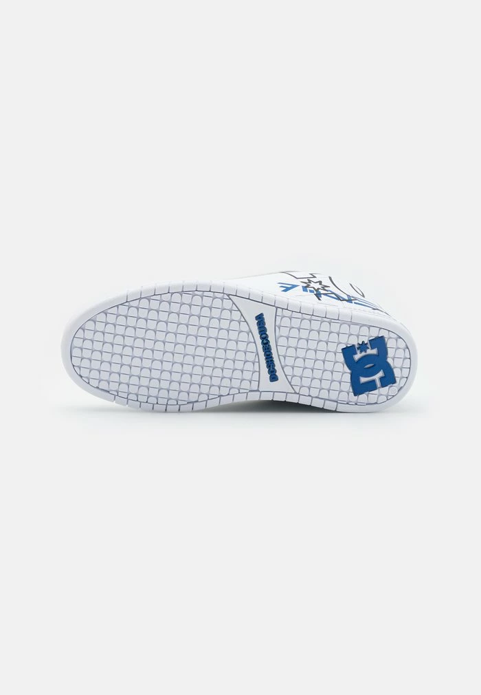 COURT GRAFFIK UNISEX - Skate shoes - white/blue DC Shoes COURT GRAFFIK UNISEX - Skate Shoes - White/blue -DC Shoes shop b90205d74b724693aab6ac54aa370084