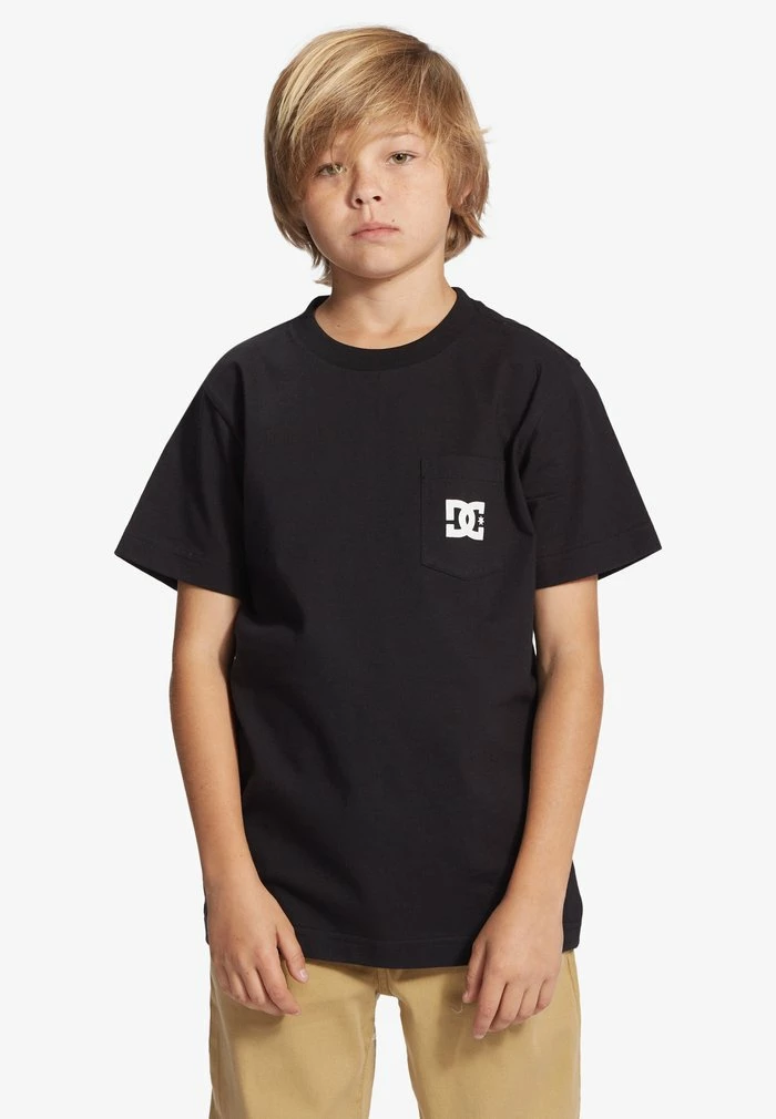 DC STAR POCKET - Basic T-shirt - black DC Shoes DC STAR POCKET - Basic T-shirt - Black -DC Shoes shop ba3108ecb6e34e46afdb0515d6fd7a20