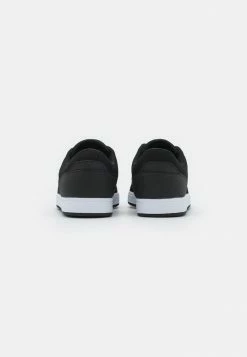 DC Shoes CRISIS 2 UNISEX - Trainers - Black/white -DC Shoes shop c172f07911af487f87875fed89bd9733