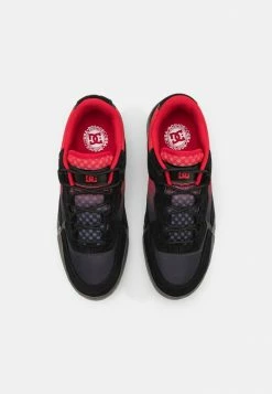 DC Shoes METRIC - Trainers - Black/red 5 DC Shoes METRIC - Trainers - Black/red -DC Shoes shop cdde18289f75436990a564f5901dad41