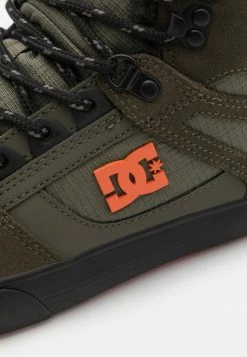DC Shoes PURE UNISEX - Skate Shoes - Dusty Olive/orange -DC Shoes shop ce08bf4d6376442a809d9a91288fc959