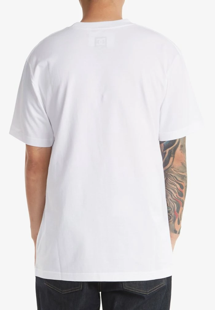 STAR PILOT - Print T-shirt - white DC Shoes STAR PILOT - Print T-shirt - White -DC Shoes shop da6010f97e67447f861bfdc0534e0b0a