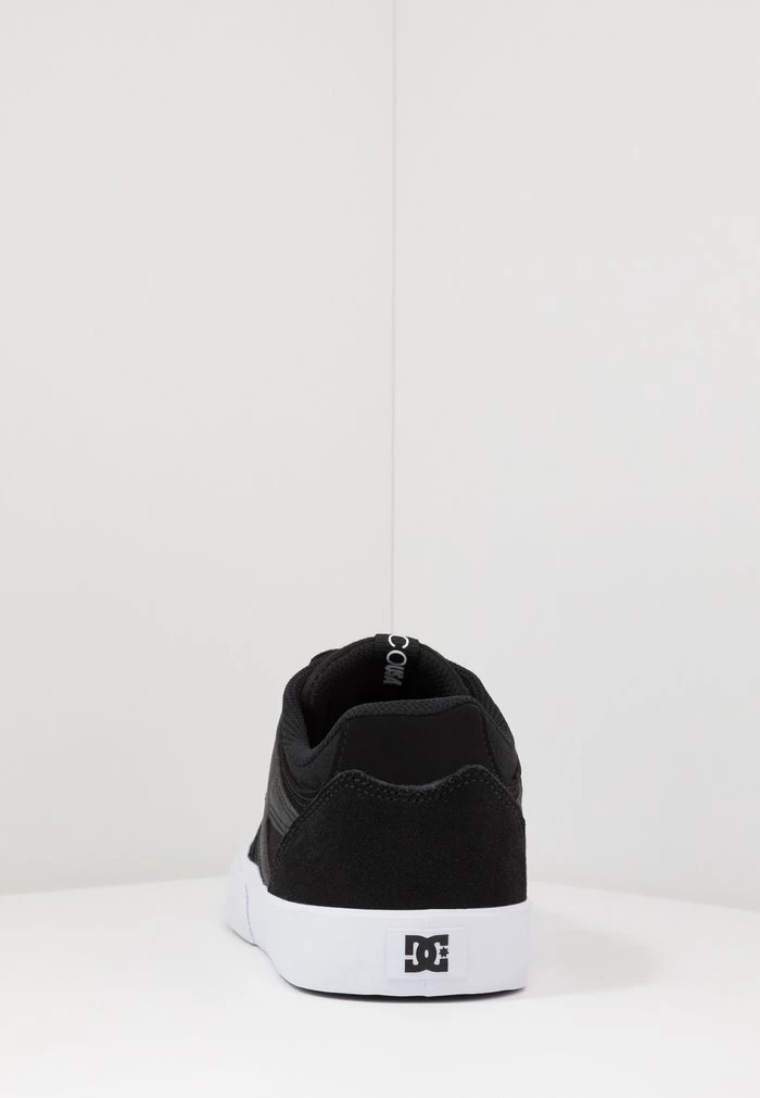 KALIS UNISEX - Trainers - black/white DC Shoes KALIS UNISEX - Trainers - Black/white -DC Shoes shop f3dc1be2fe044dd3a5b67fa21eb8a17d