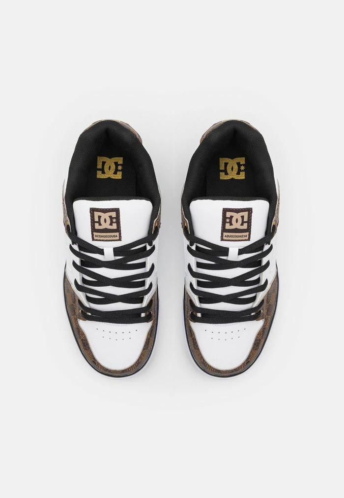 PURE SE UNISEX - Skate shoes - white/brown DC Shoes PURE SE UNISEX - Skate Shoes - White/brown -DC Shoes shop fc4a32484da0427aaef29b1de641e3ec