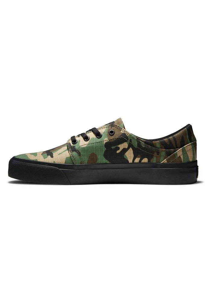 TRASE SE UNISEX - Trainers - black/camo DC Shoes TRASE SE UNISEX - Trainers - Black/camo -DC Shoes shop ff48a483c38247ef9bd08e9bdf708989